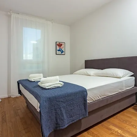 Mare Apartment *
